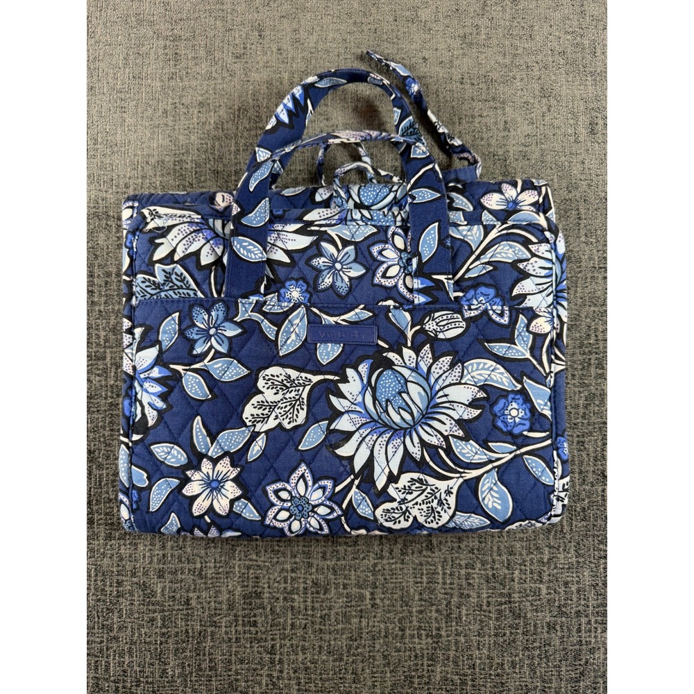 Vera Bradley Blue Floral Quilted Hanging Travel Organizer Toiletry Bag